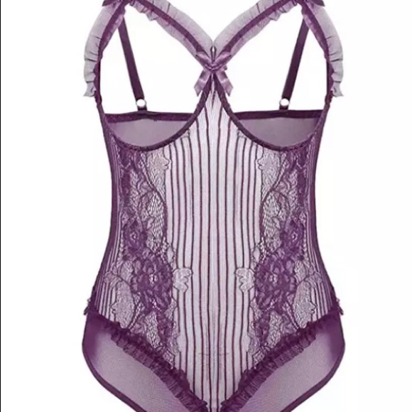 Lingerie - Picture 13 of 14